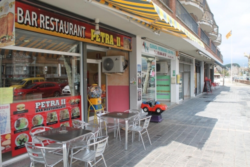Comerços del poble