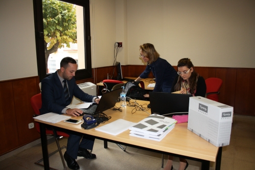 Els auditors realitzant l'anàlisi dels estats comptables