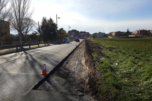 Obres cuneta carretera de Barcelona