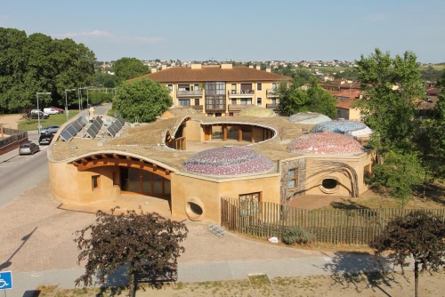 Antiga escola bressol La Font del Rieral