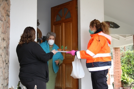 Servei de felicitació d'aniversari a una persona major de 85 anys