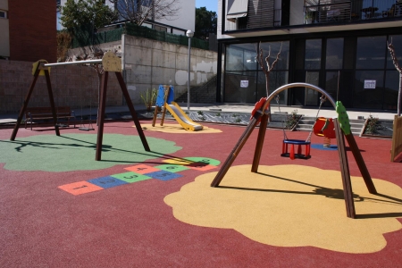 Àrea infantil del parc de l'Era de Can Naps