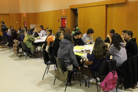 Reunió de treball per decidir com repartir les puntuacions