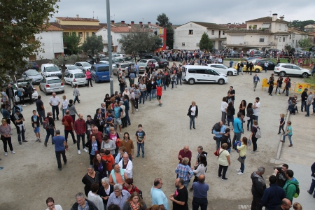 Les cues van ser visibles bona part de la jornada a l'exterior de La Fàbrica