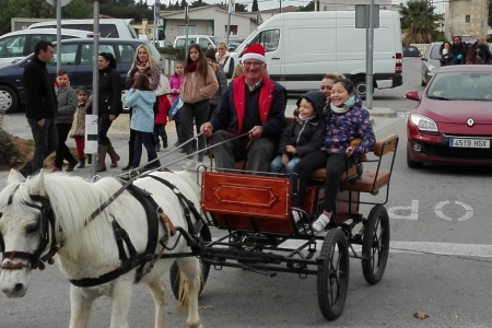 Passejades a cavall gràcies als Amics del Cavall