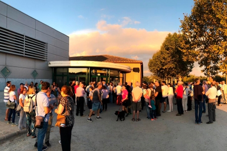 Un centenar de persones no es van voler perdre l'acte d'inauguració