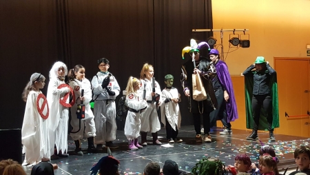 1r premi infantil grupal - Caçafantasmes