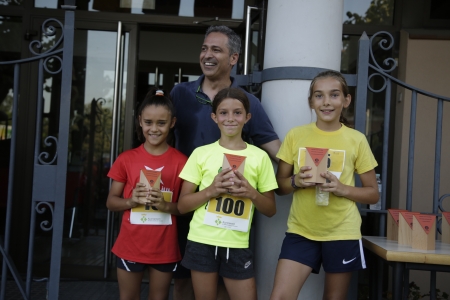 Podi femení infantil de la milla popular