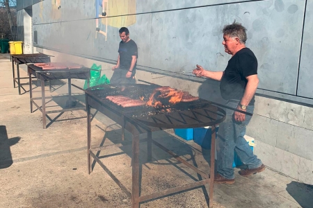 El dinar també va incloure botifarra, mongetes i cansalada